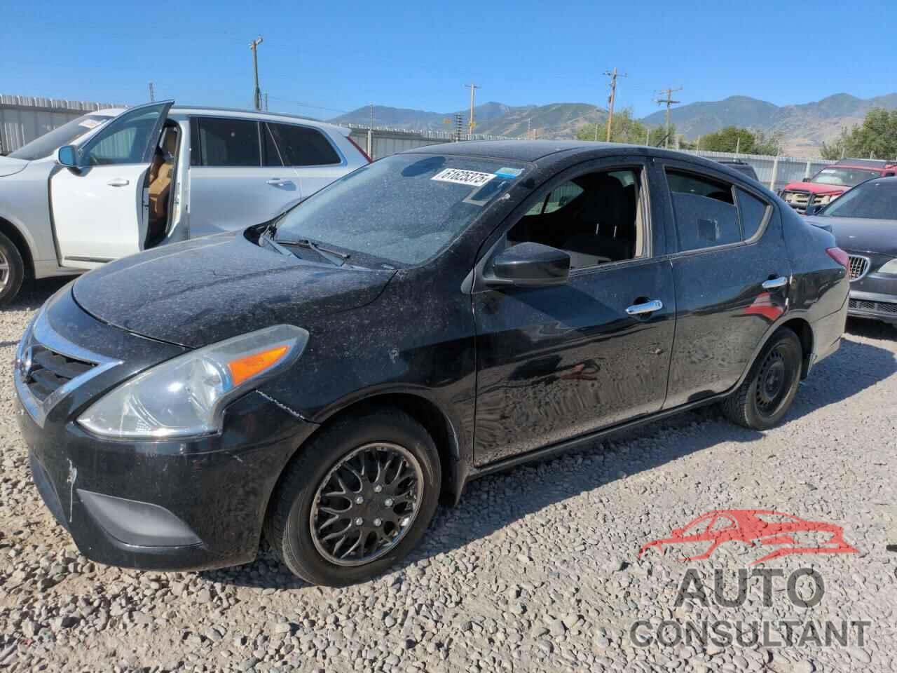 NISSAN VERSA 2017 - 3N1CN7AP2HL859014