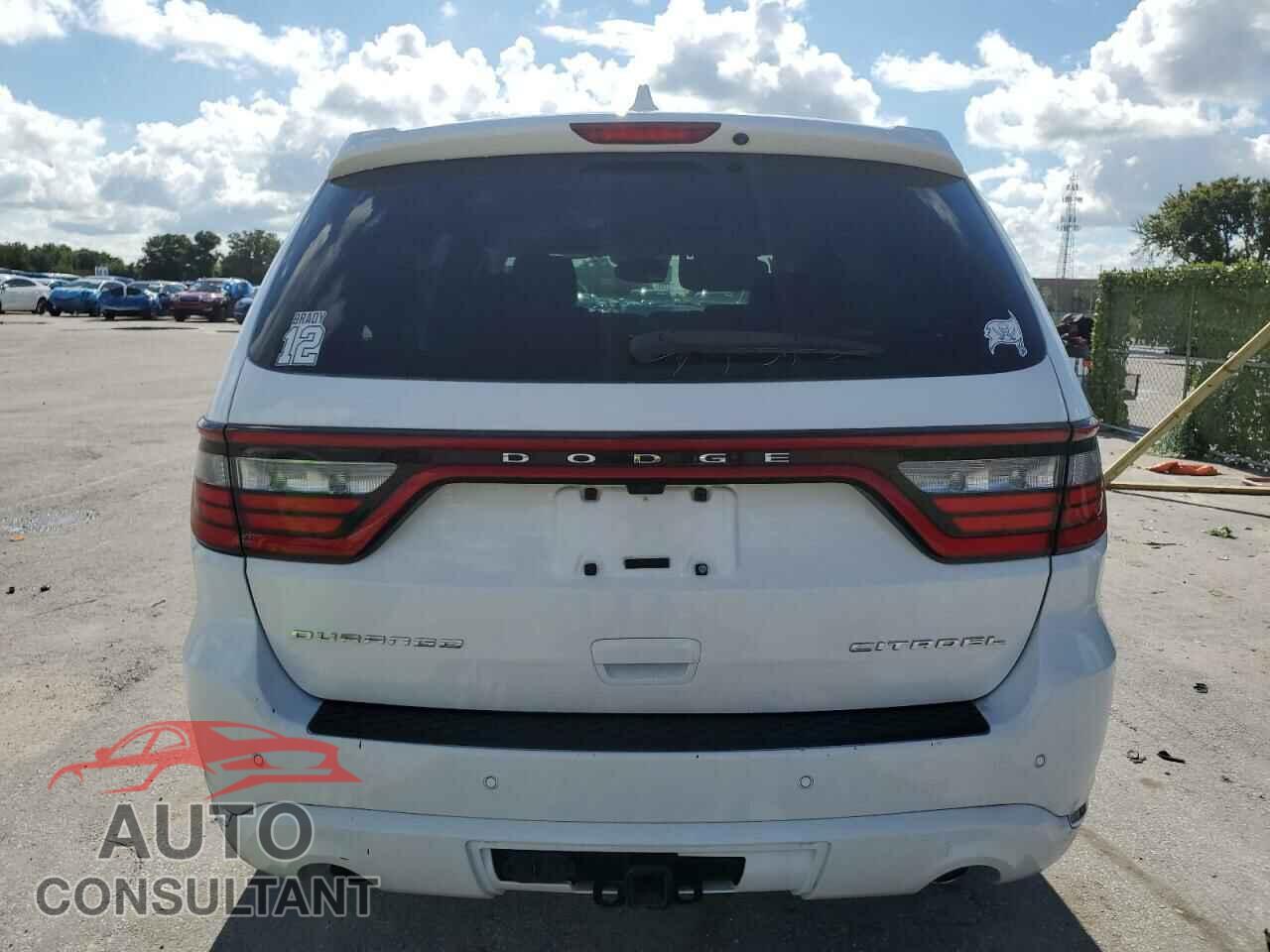 DODGE DURANGO 2018 - 1C4RDHEG4JC213257
