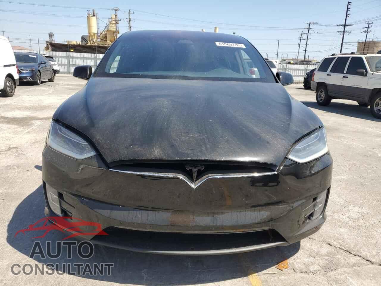 TESLA MODEL X 2018 - 5YJXCDE47JF081218