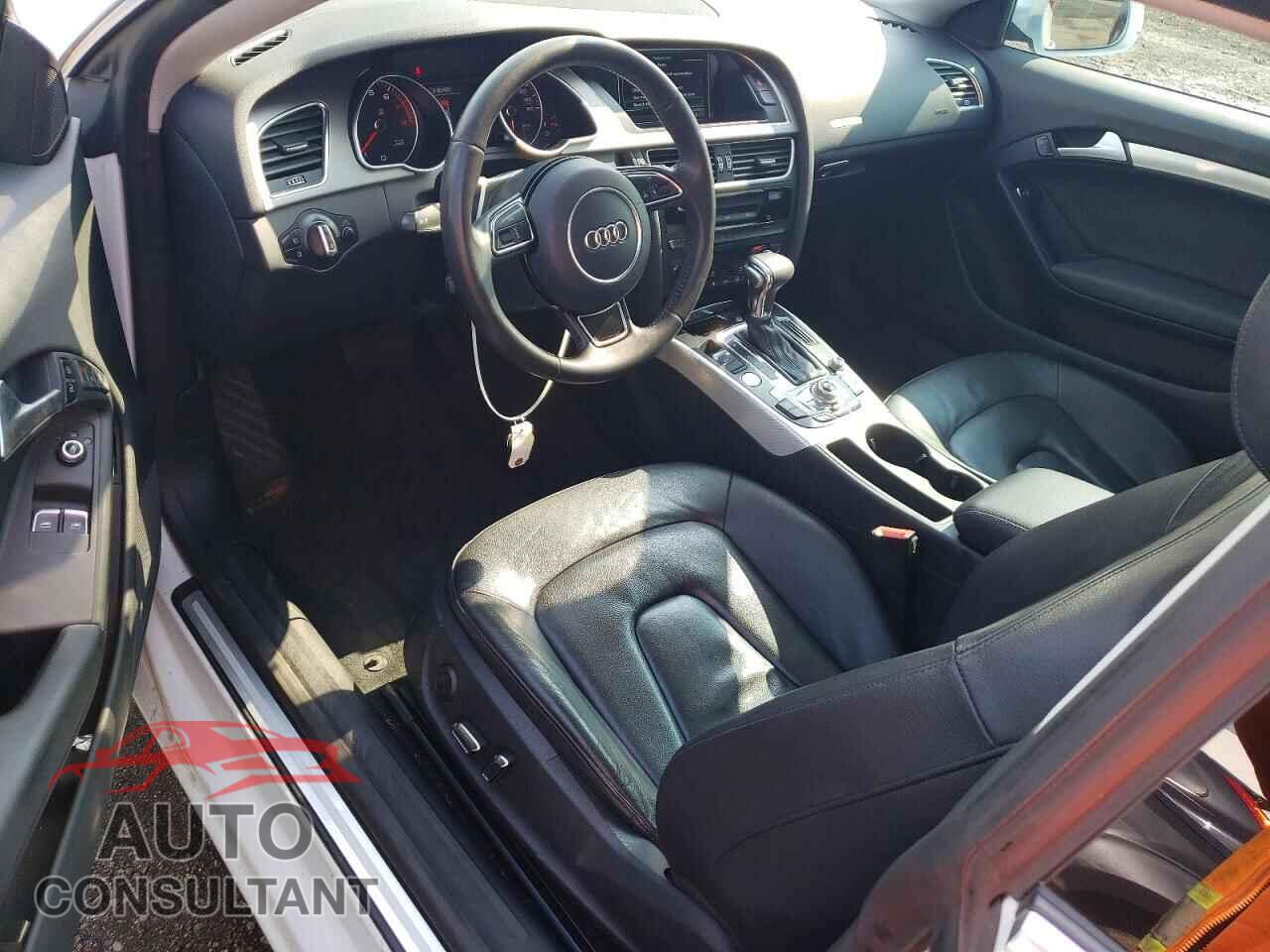 AUDI A5 2013 - WAULFAFR2DA053495