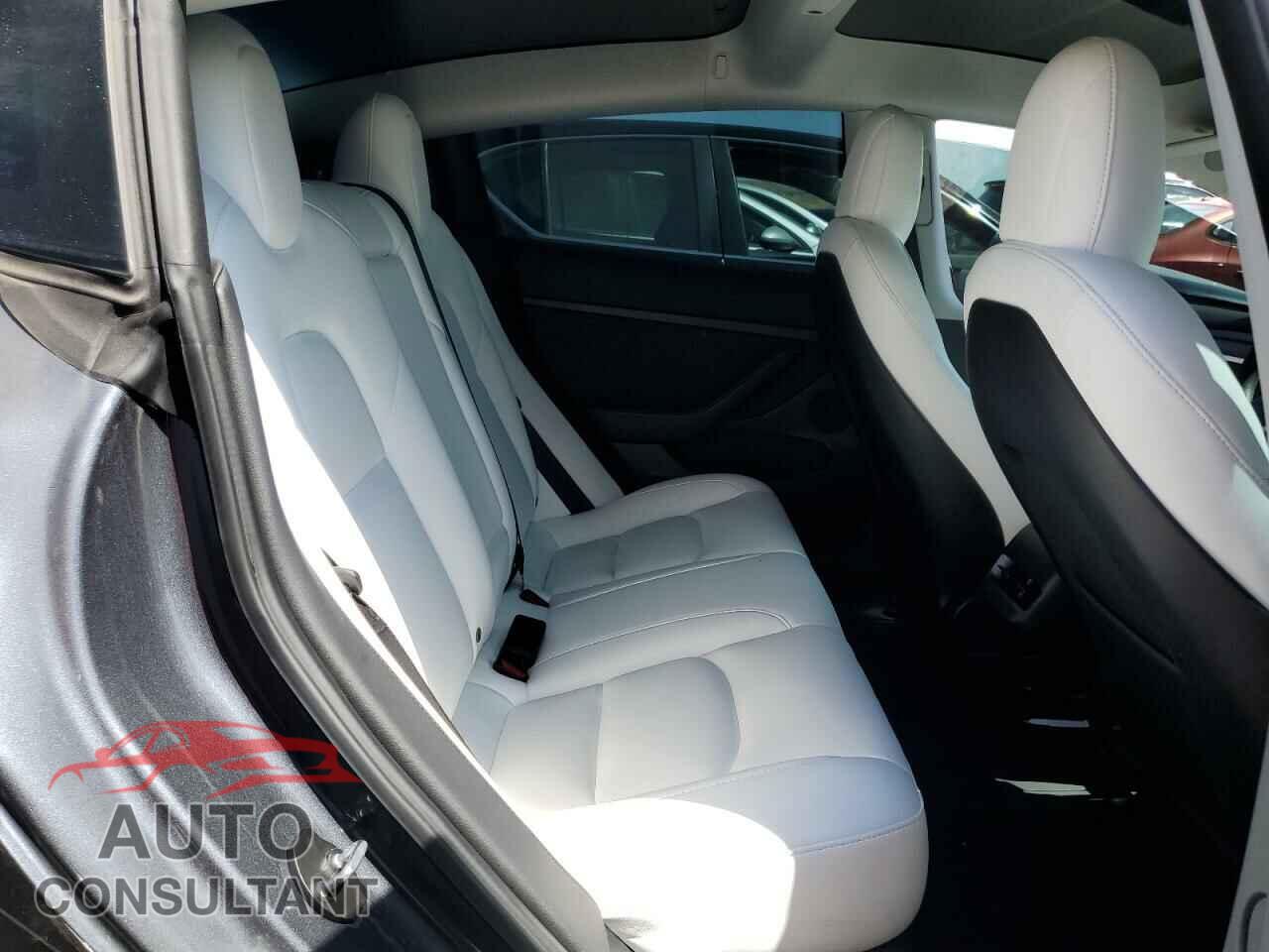 TESLA MODEL 3 2022 - 5YJ3E1EA3NF348924