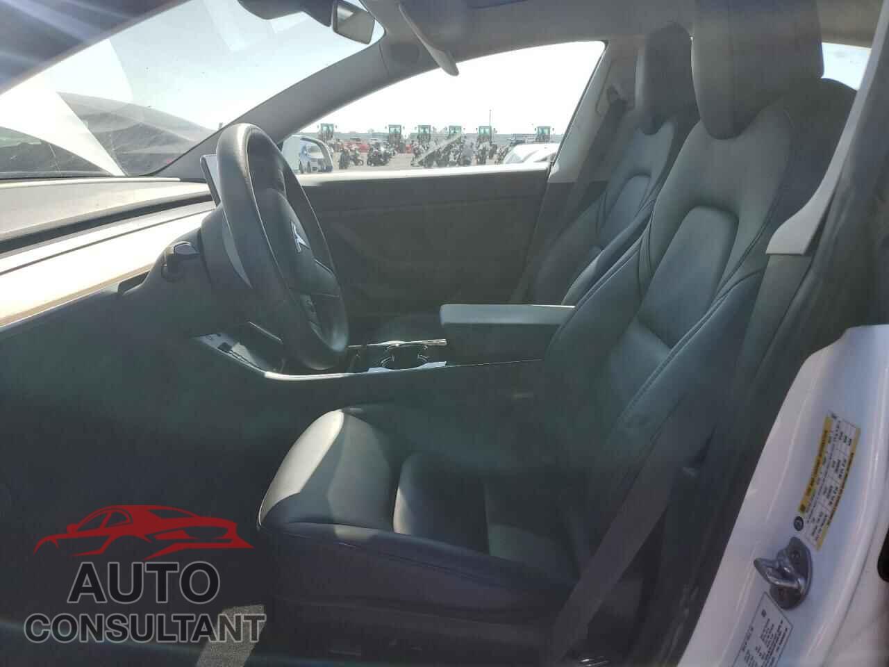 TESLA MODEL 3 2020 - 5YJ3E1EB3LF735401