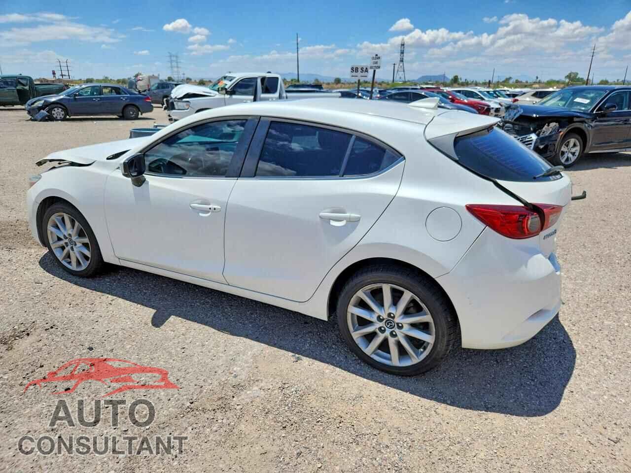 MAZDA 3 2017 - JM1BN1M33H1117467
