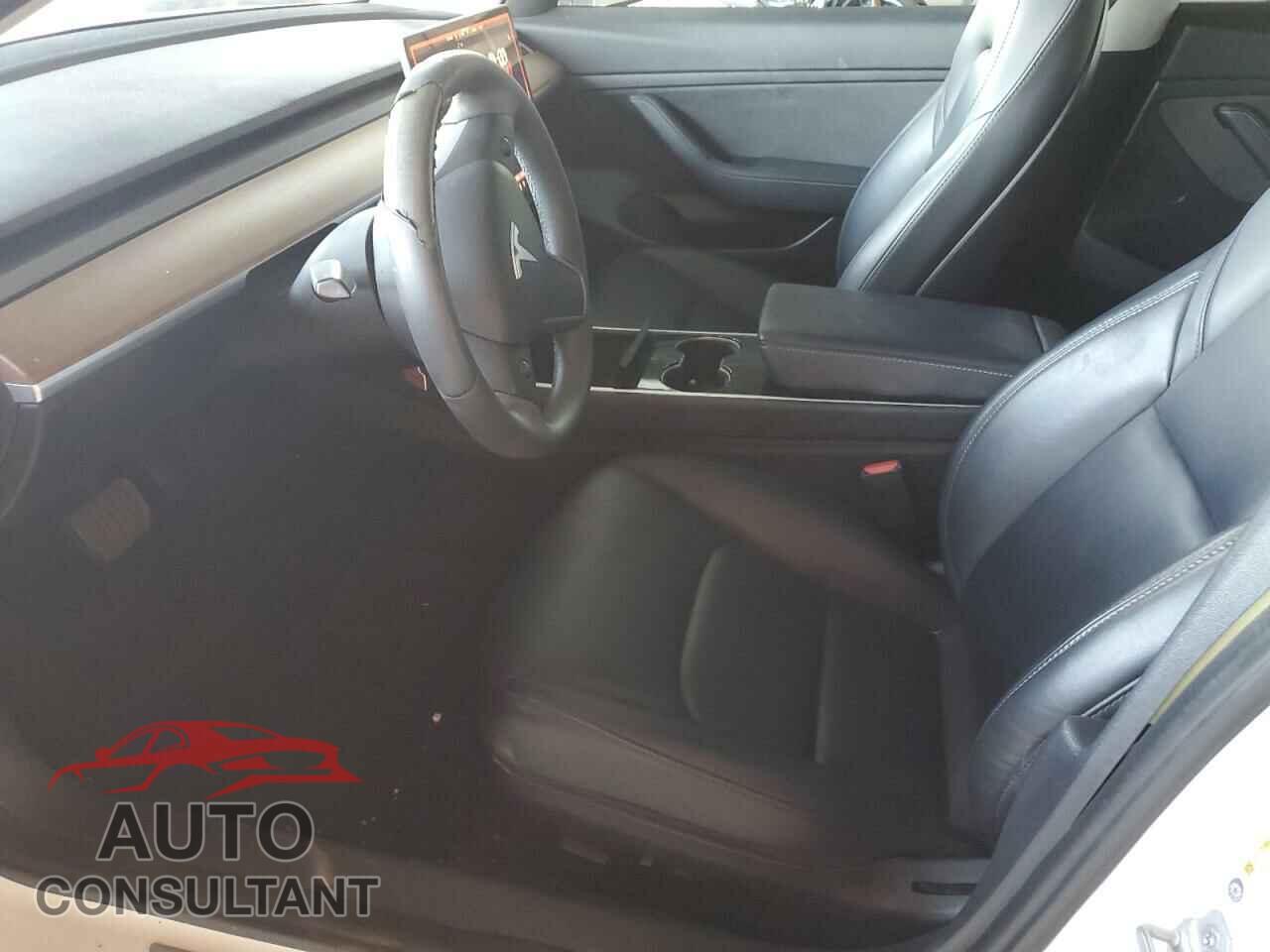 TESLA MODEL 3 2020 - 5YJ3E1EA5LF660093