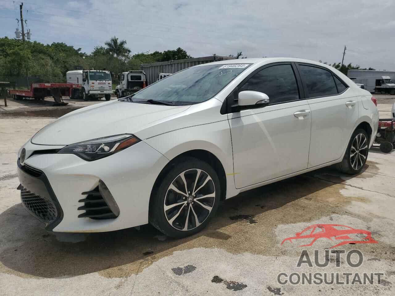 TOYOTA COROLLA 2017 - 5YFBURHE8HP656756