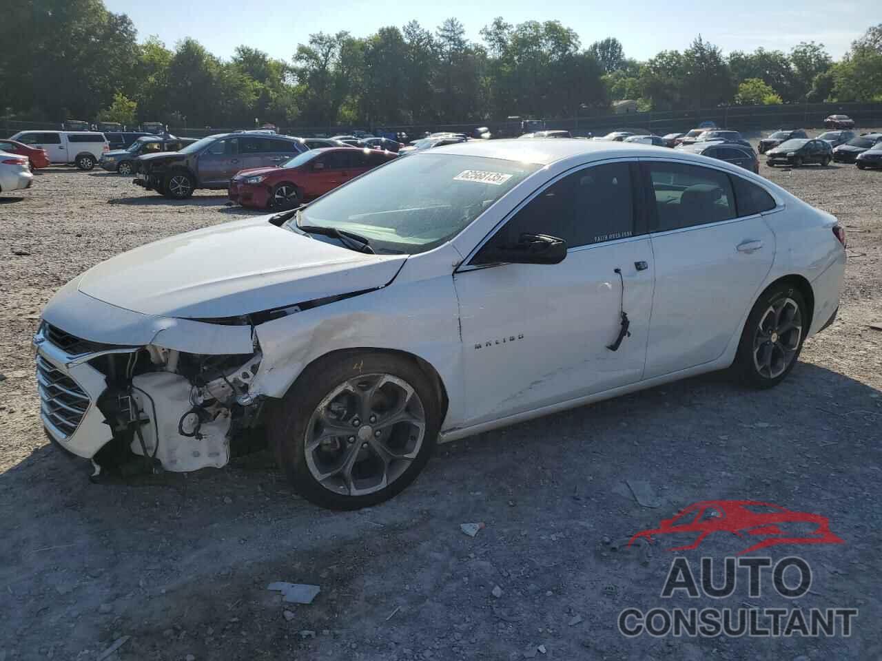 CHEVROLET MALIBU 2022 - 1G1ZD5ST8NF118438