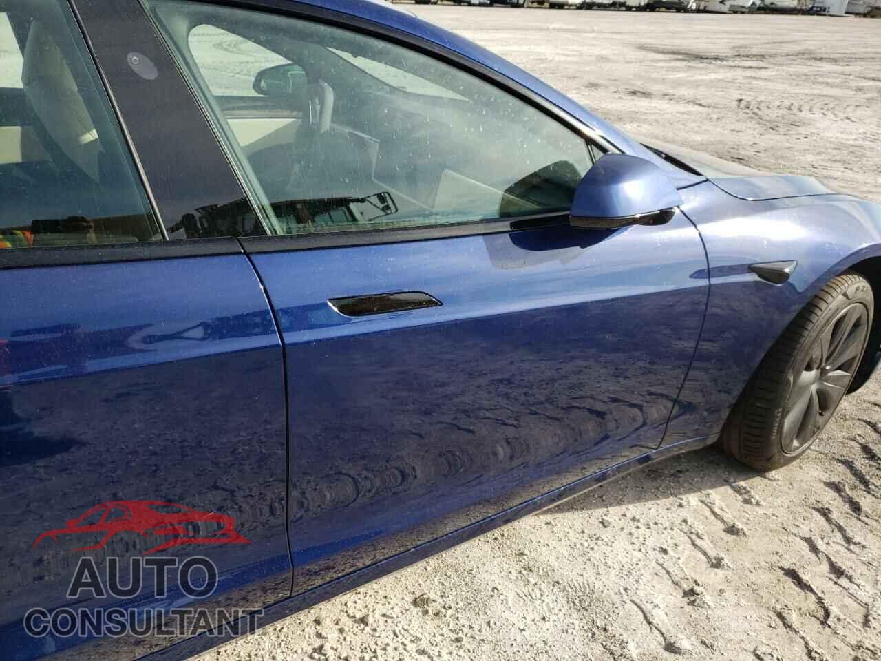 TESLA MODEL S 2021 - 5YJSA1E52MF454788