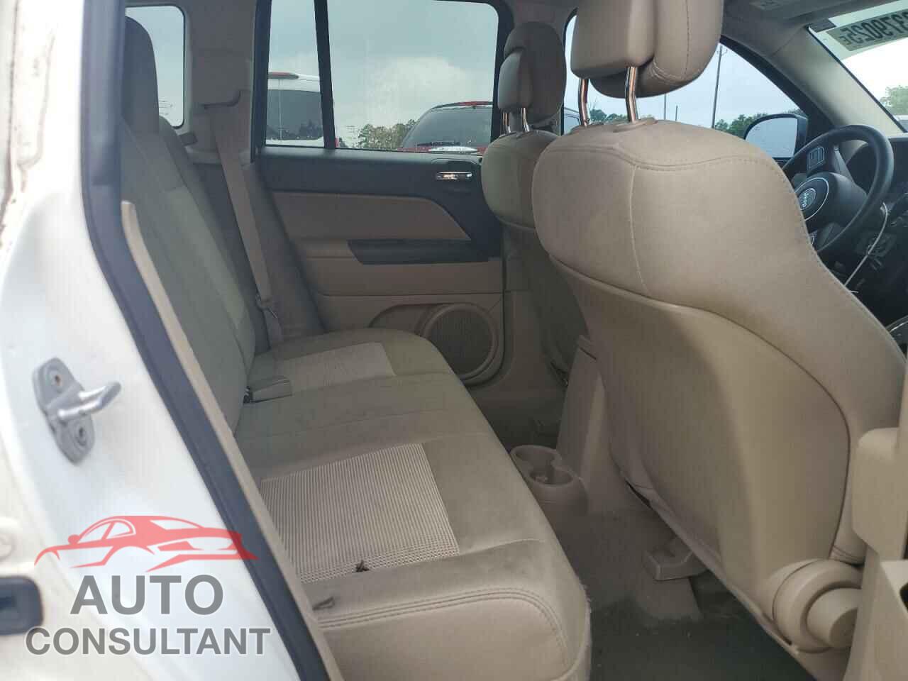 JEEP COMPASS 2011 - 1J4NT1FA5BD138612