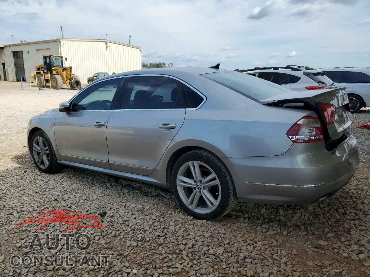 VOLKSWAGEN PASSAT 2012 - 1VWCN7A37CC045324