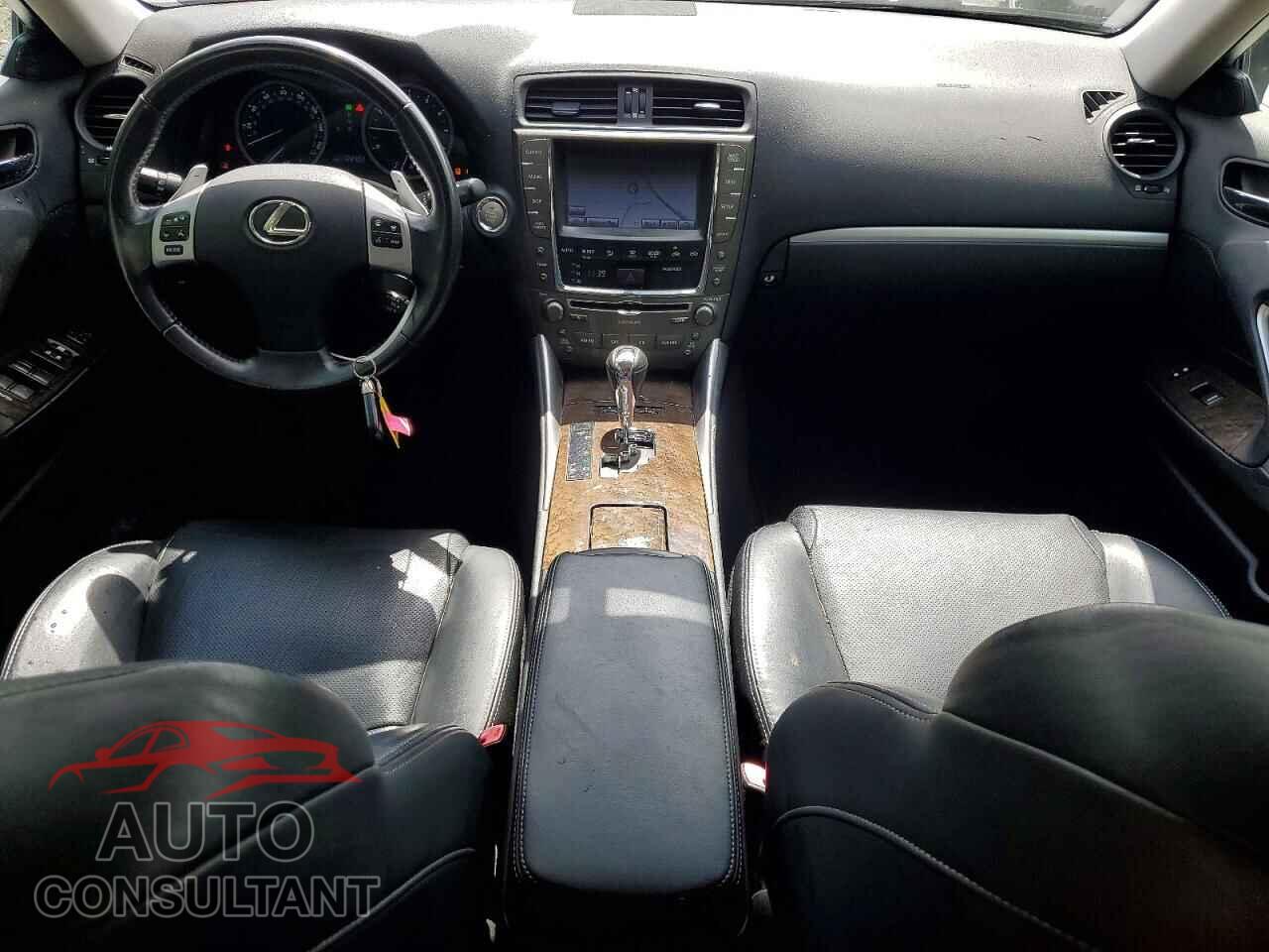LEXUS IS 2011 - JTHBF5C25B5155634