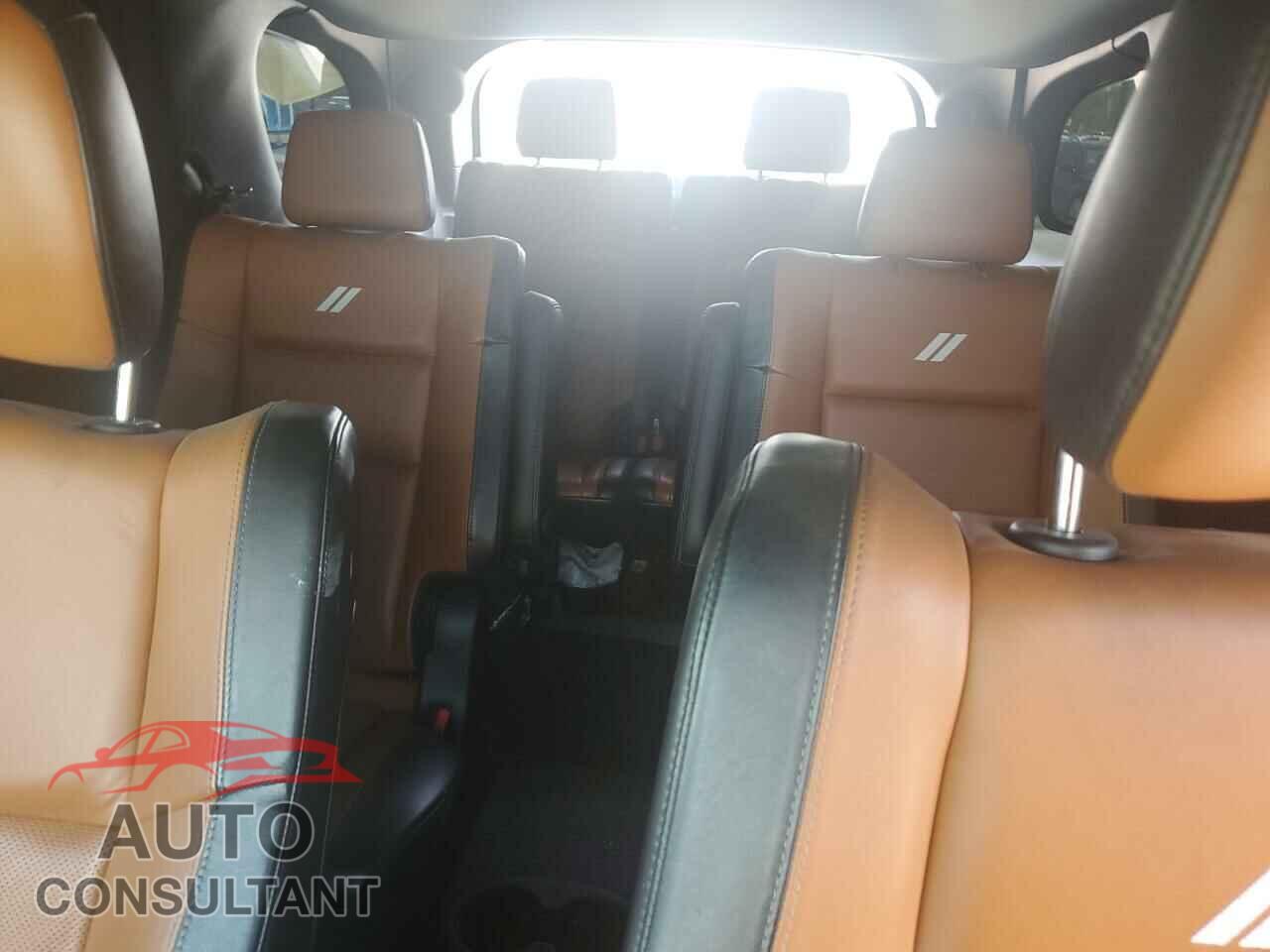 DODGE DURANGO 2019 - 1C4SDHCT2KC743827