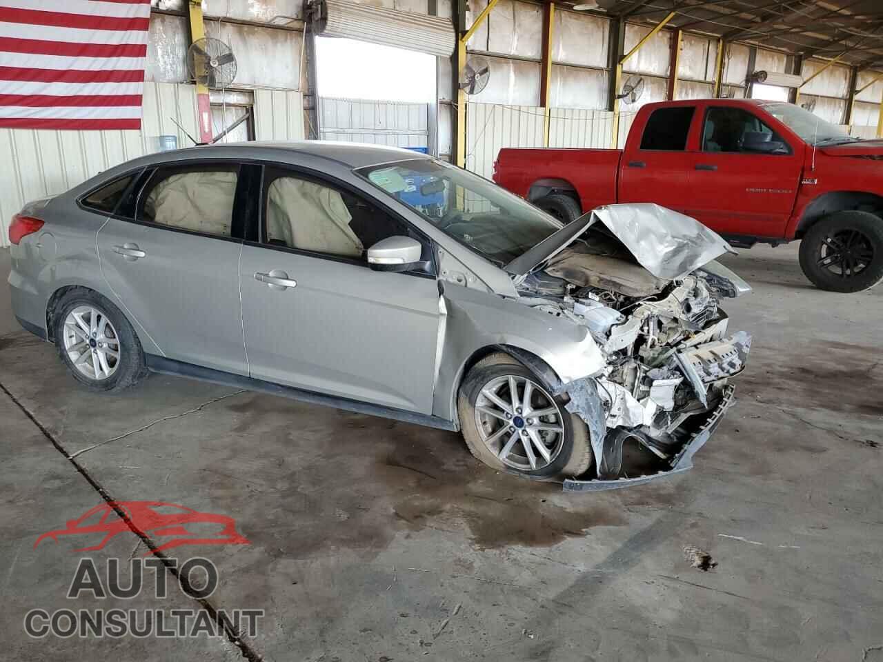 FORD FOCUS 2015 - 1FADP3F20FL341242