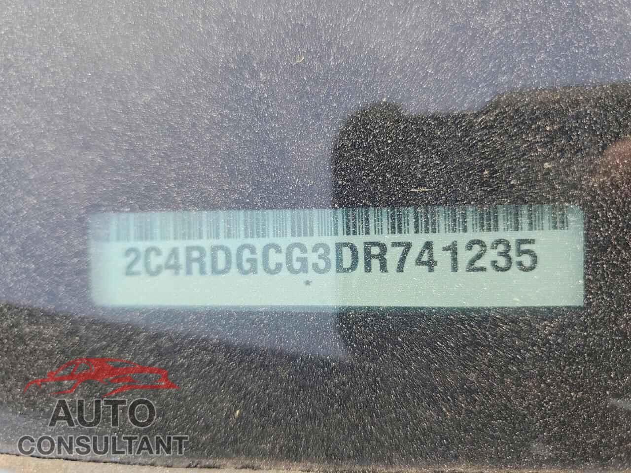 DODGE CARAVAN 2013 - 2C4RDGCG3DR741235