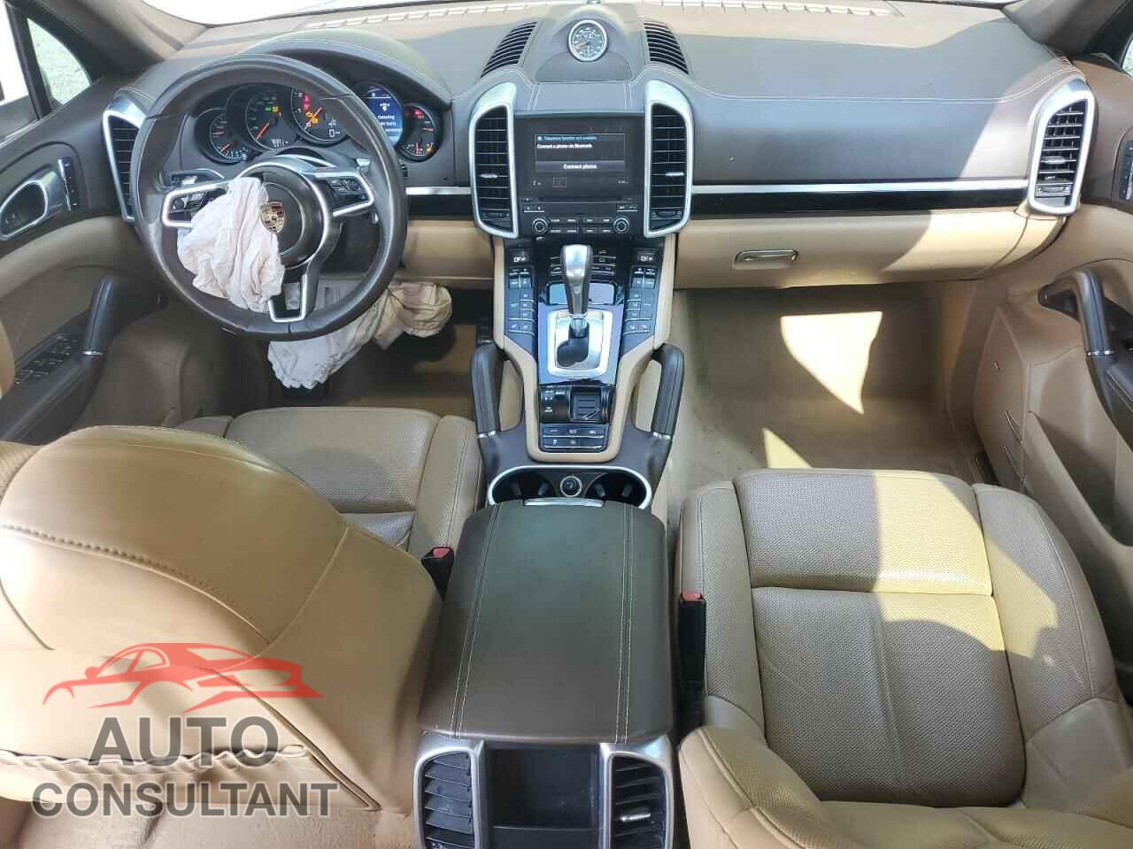 PORSCHE CAYENNE 2017 - WP1AA2A29HKA86890