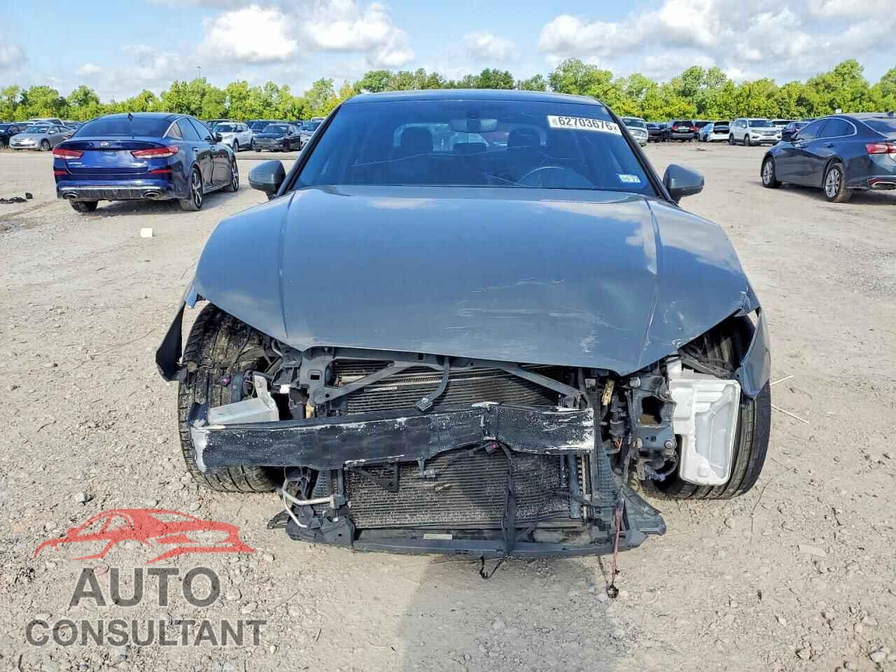 AUDI A3 2017 - WAUJ8GFF6H1016840