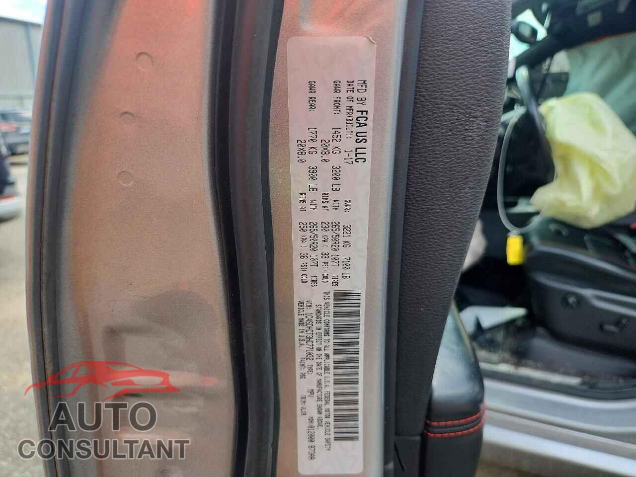 DODGE DURANGO 2017 - 1C4SDHCT3HC771032