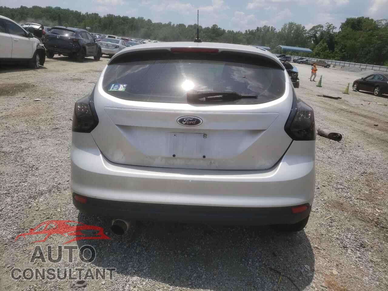 FORD FOCUS 2014 - 1FADP3K25EL277283
