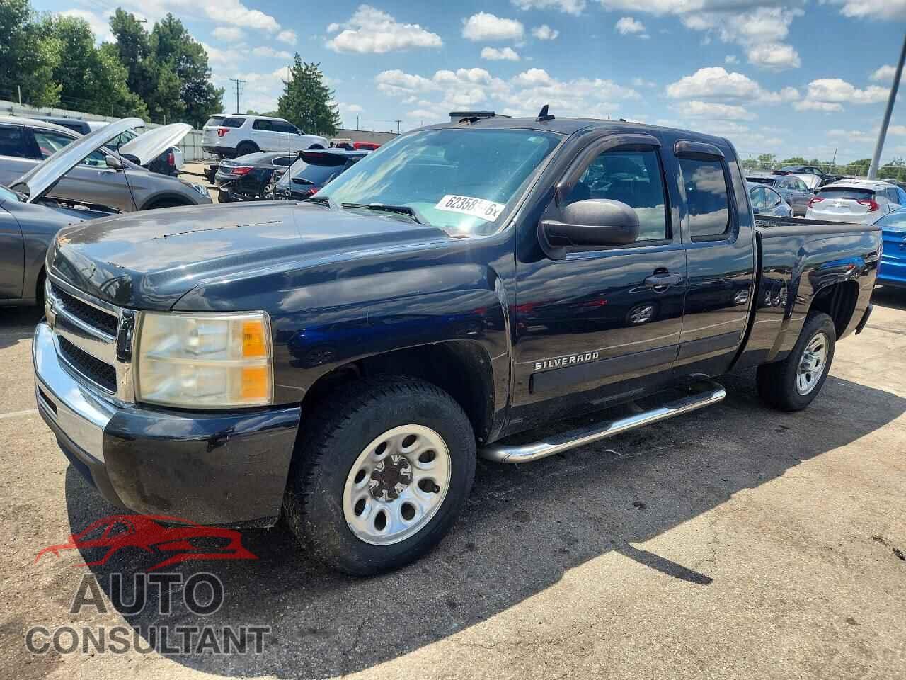 CHEVROLET SILVERADO 2009 - 1GCEC19CX9Z295570