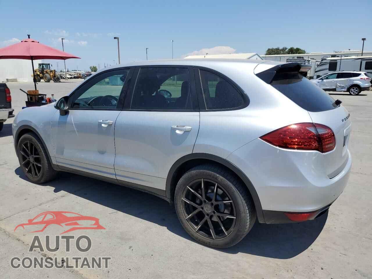 PORSCHE CAYENNE 2012 - WP1AA2A26CLA00308