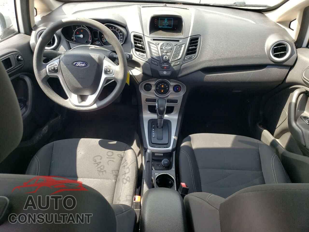 FORD FIESTA 2017 - 3FADP4BJ8HM149927