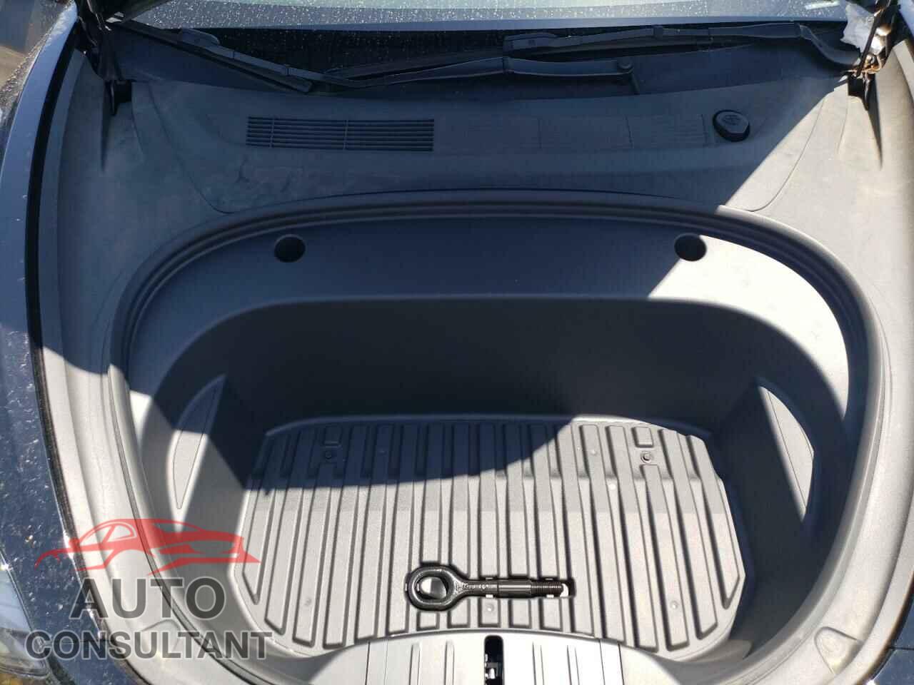 TESLA MODEL 3 2022 - 5YJ3E1EAXNF359807