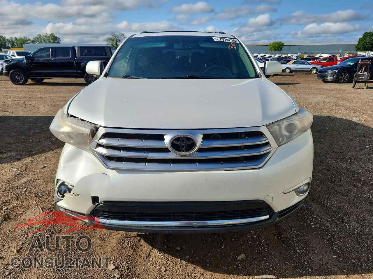 TOYOTA HIGHLANDER 2012 - 5TDDK3EH4CS136046