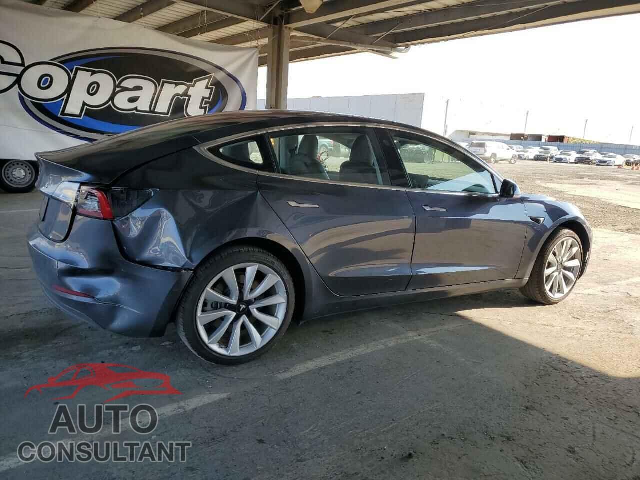 TESLA MODEL 3 2018 - 5YJ3E1EA3JF003418