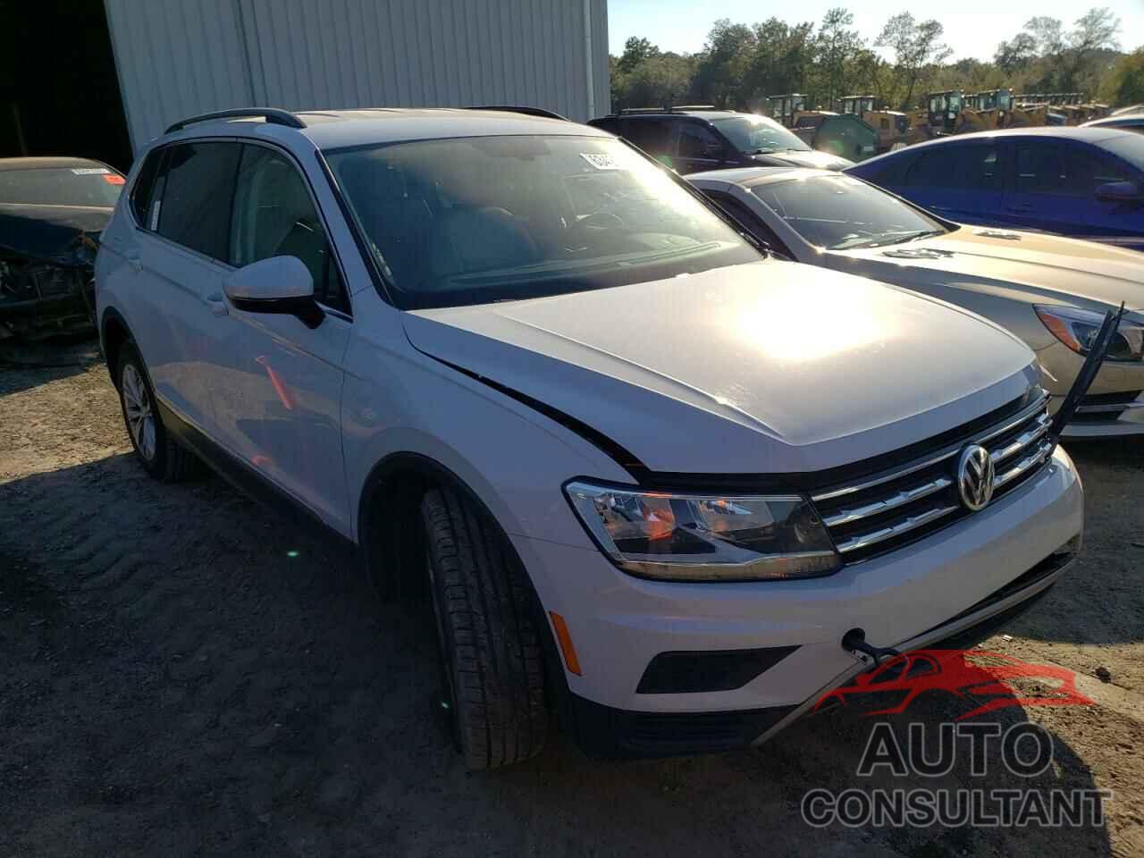 VOLKSWAGEN TIGUAN 2018 - 3VV3B7AX7JM146343