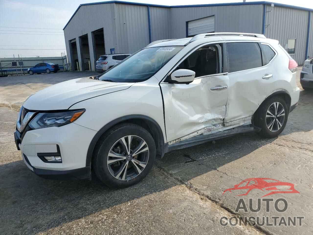 NISSAN ROGUE 2017 - JN8AT2MV4HW262307