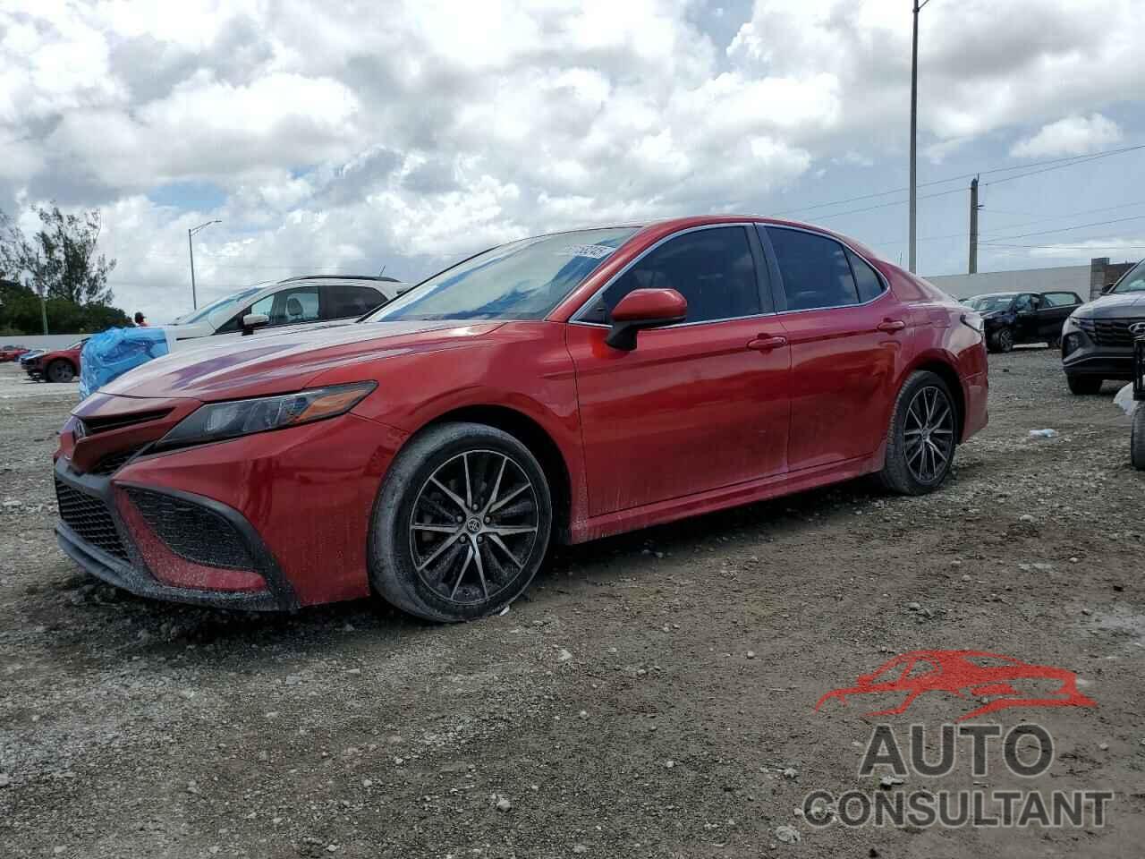 TOYOTA CAMRY 2021 - 4T1G11AK3MU489781