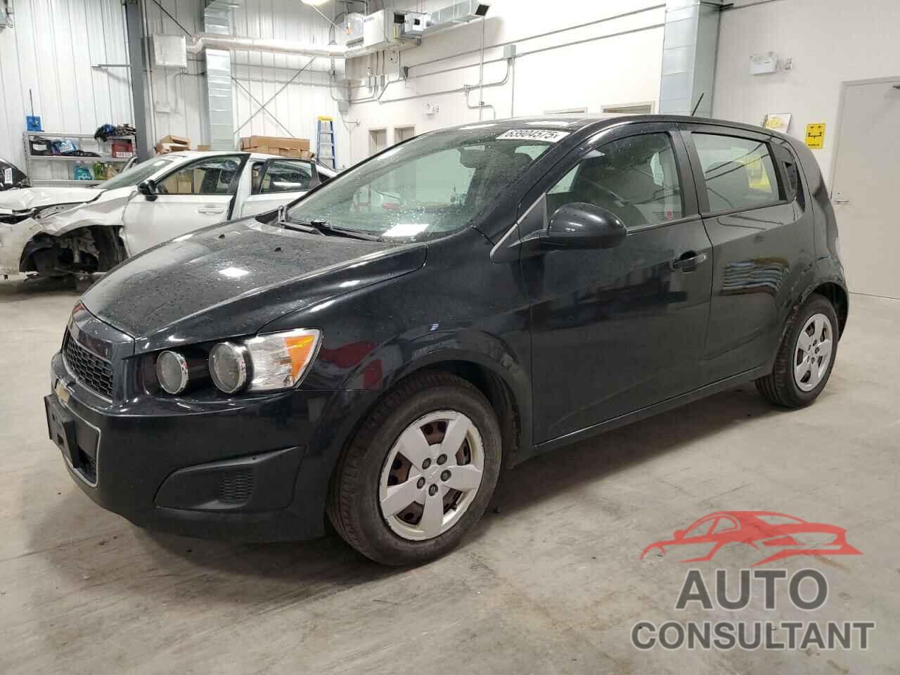 CHEVROLET SONIC 2015 - 1G1JA6SH0F4121144