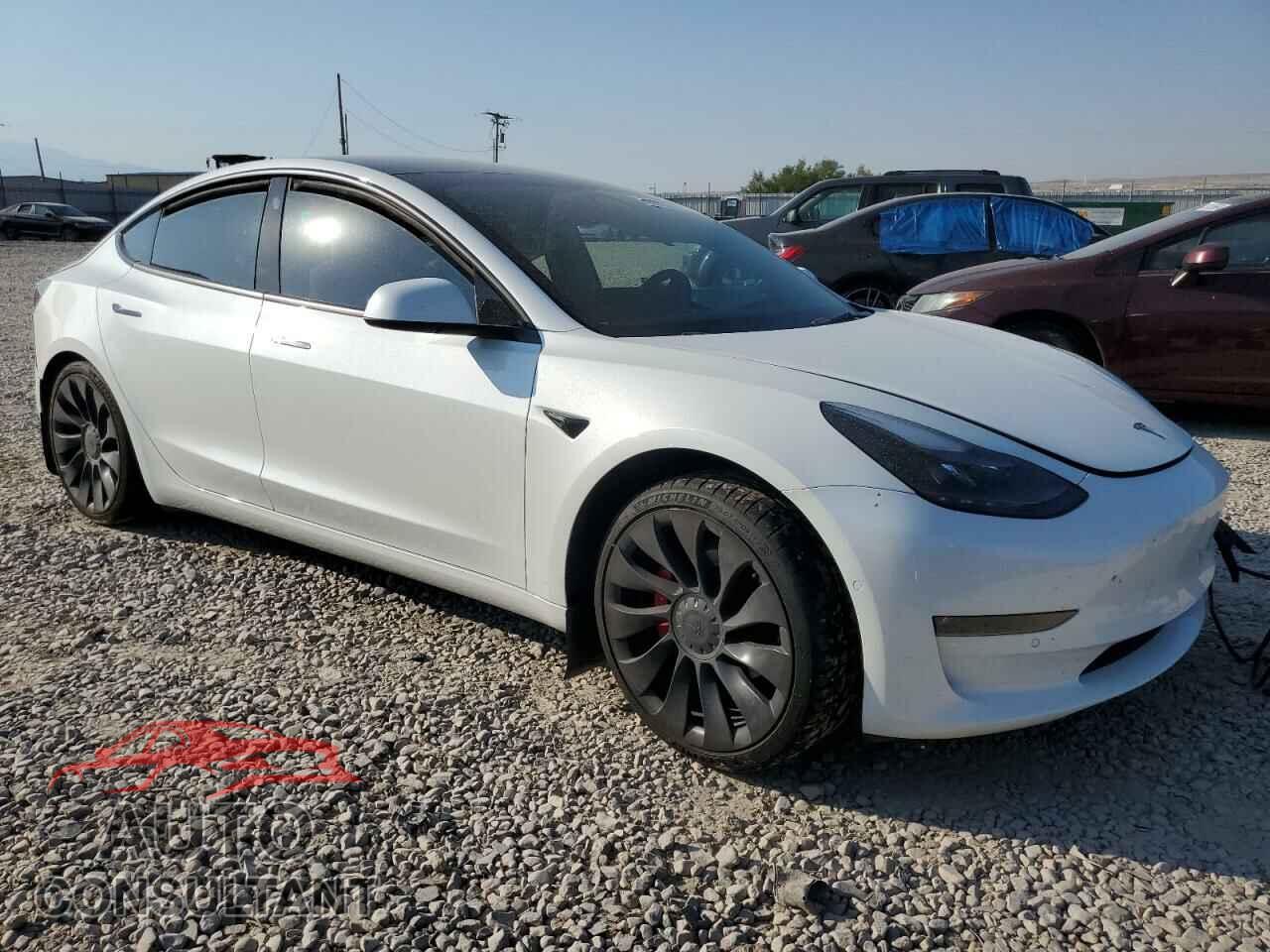 TESLA MODEL 3 2022 - 5YJ3E1EC5NF243321