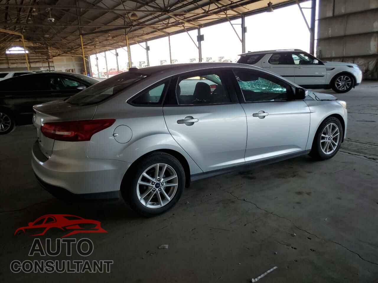 FORD FOCUS 2017 - 1FADP3F22HL271584