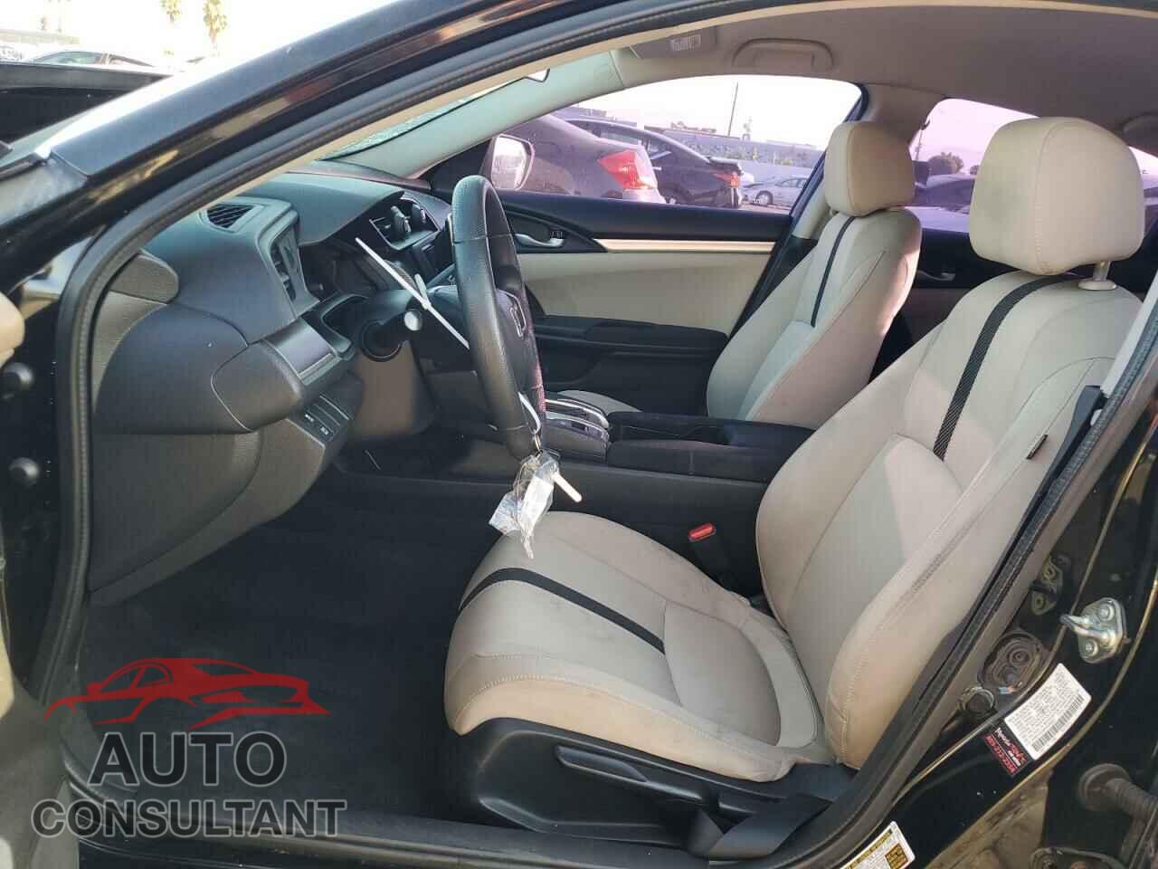 HONDA CIVIC 2017 - 2HGFC2F50HH536827