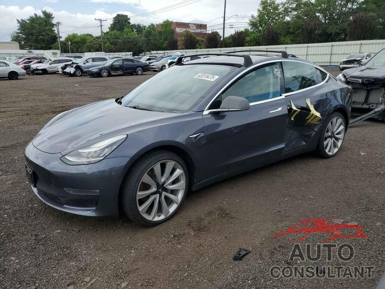 TESLA MODEL 3 2019 - 5YJ3E1EB7KF205897