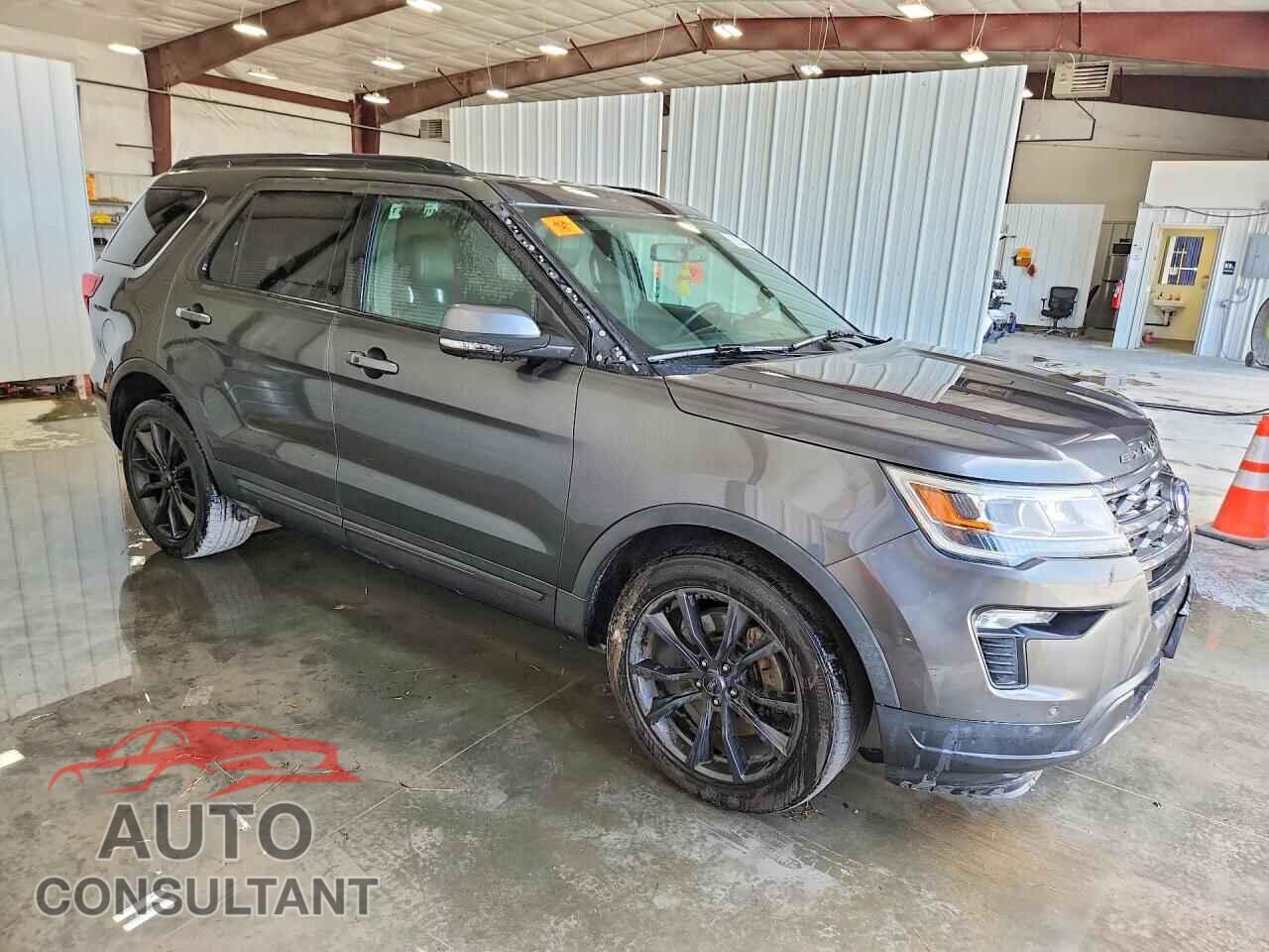 FORD EXPLORER 2018 - 1FM5K7D82JGB30813