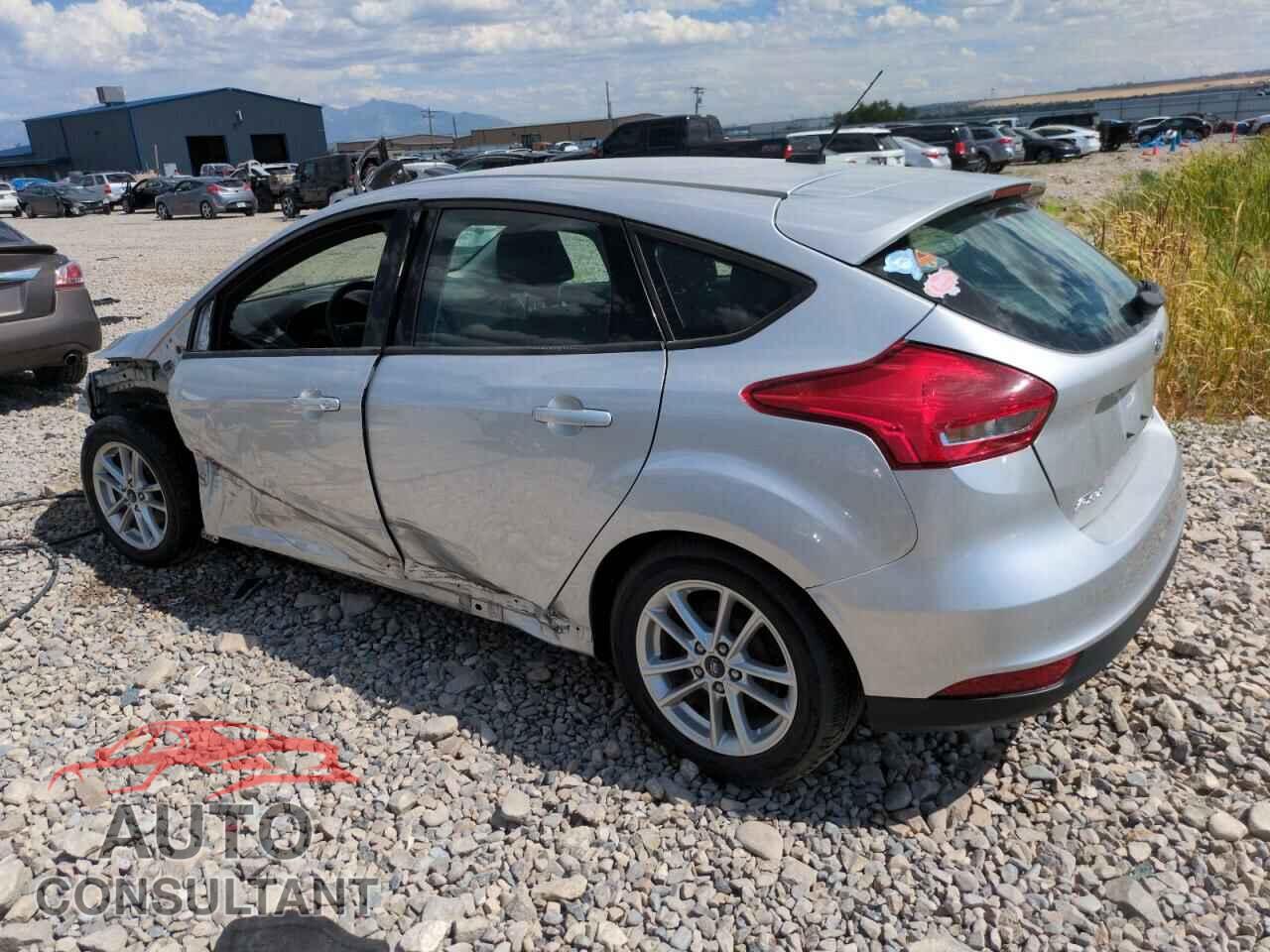 FORD FOCUS 2016 - 1FADP3K24GL341378