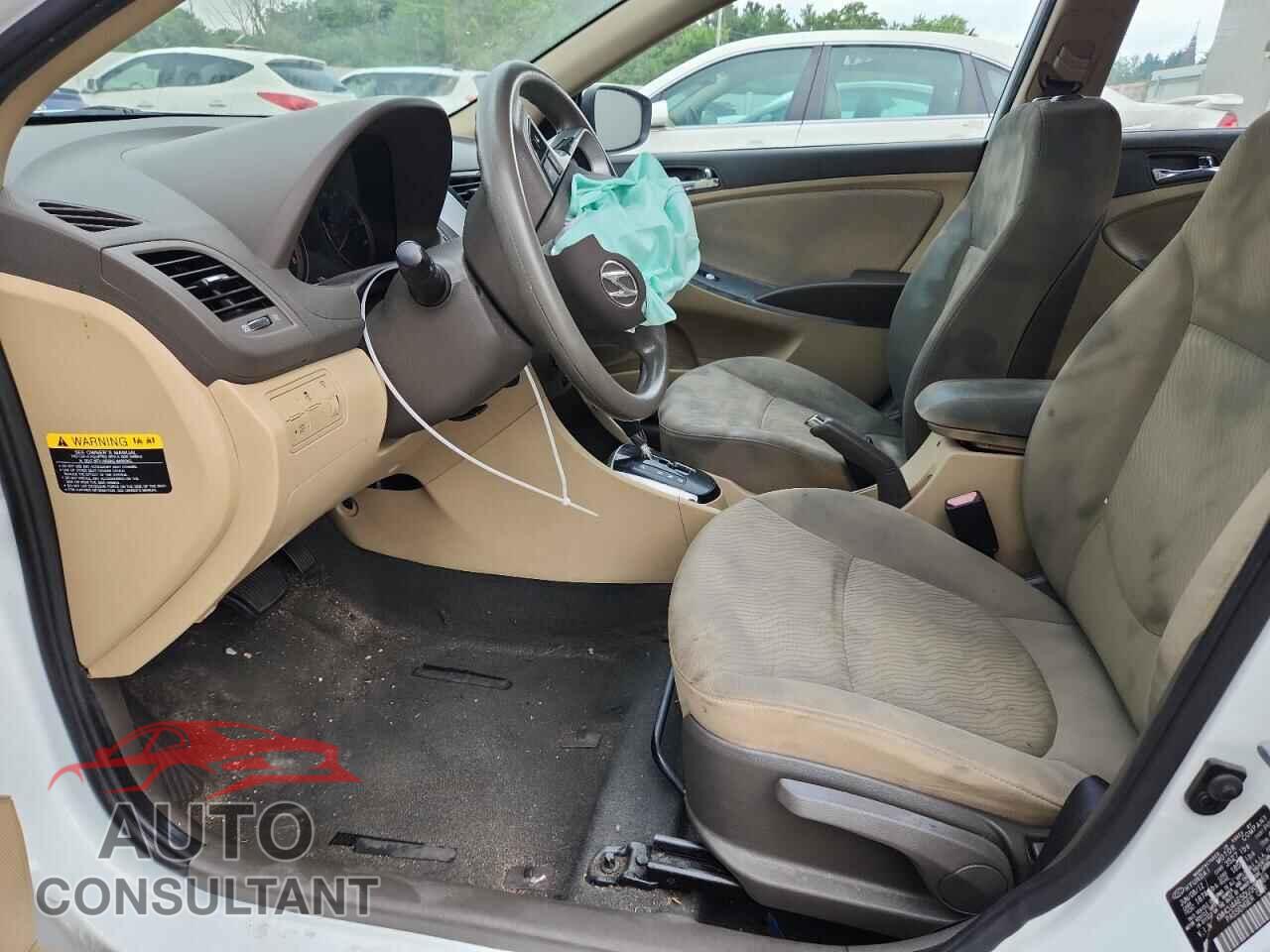 HYUNDAI ACCENT 2013 - KMHCU4AE5DU304969