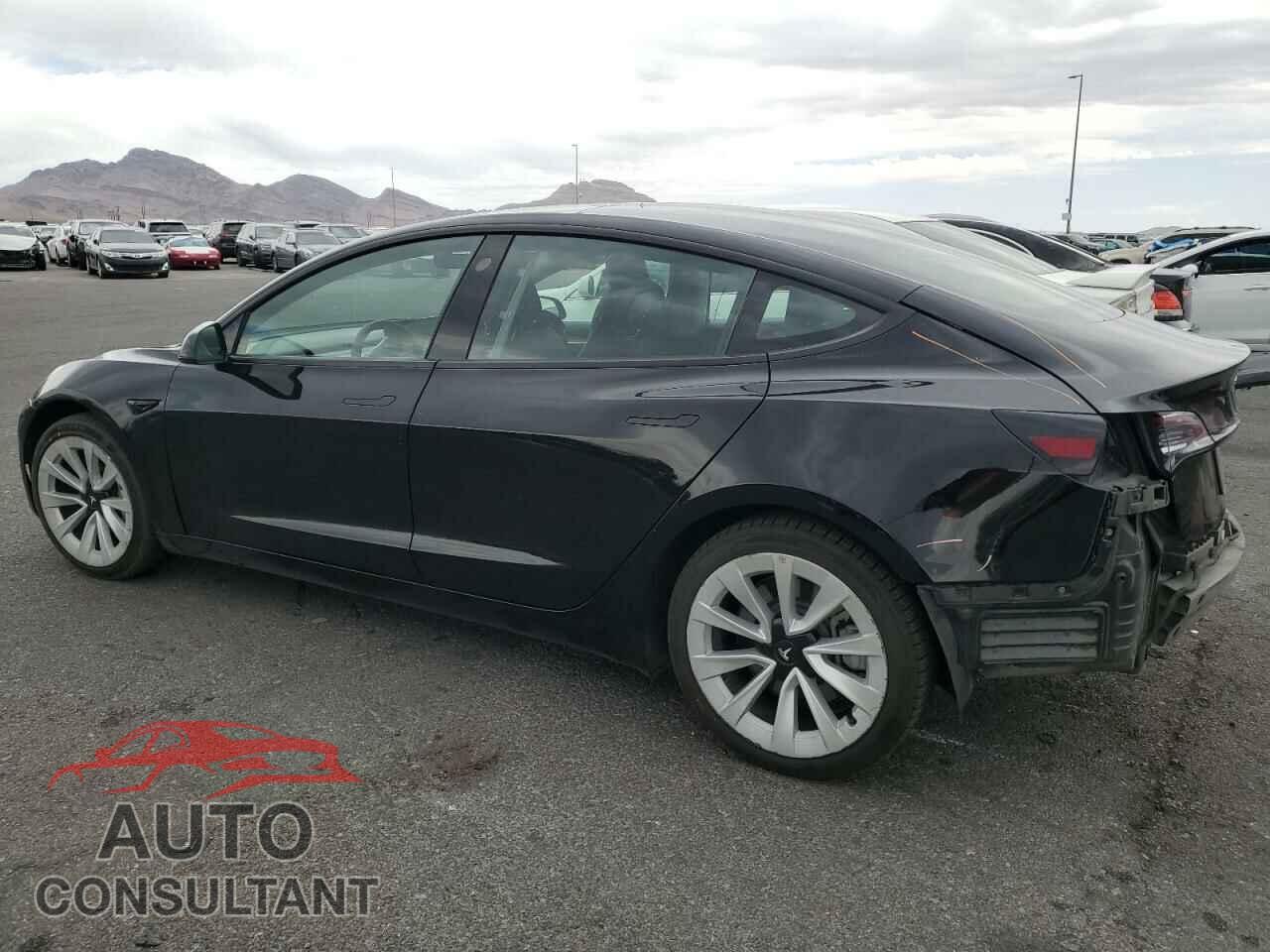 TESLA MODEL 3 2022 - 5YJ3E1EA8NF371437