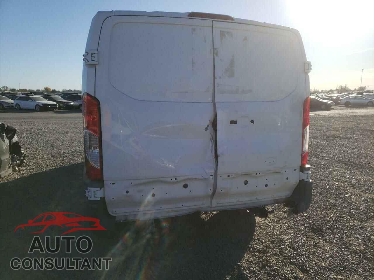 FORD TRANSIT CO 2017 - 1FTYE1YM4HKA18941