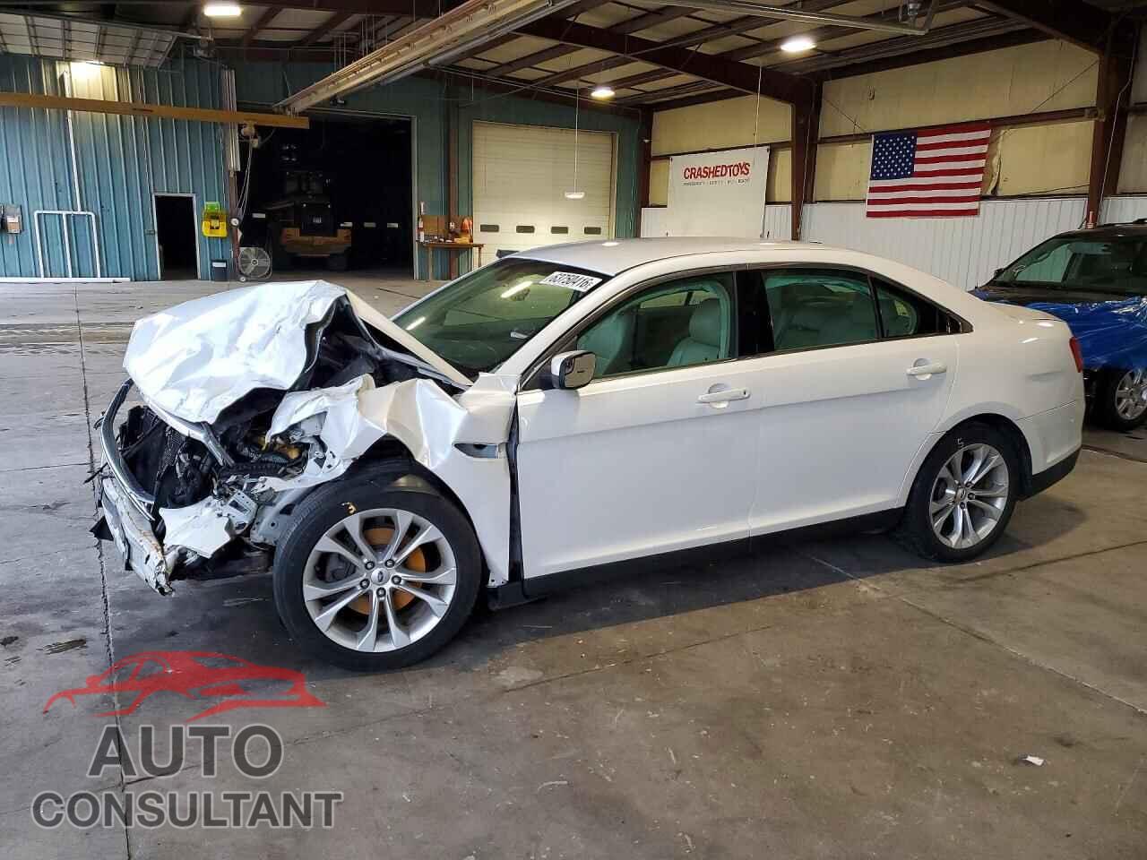 FORD TAURUS 2013 - 1FAHP2E80DG142358