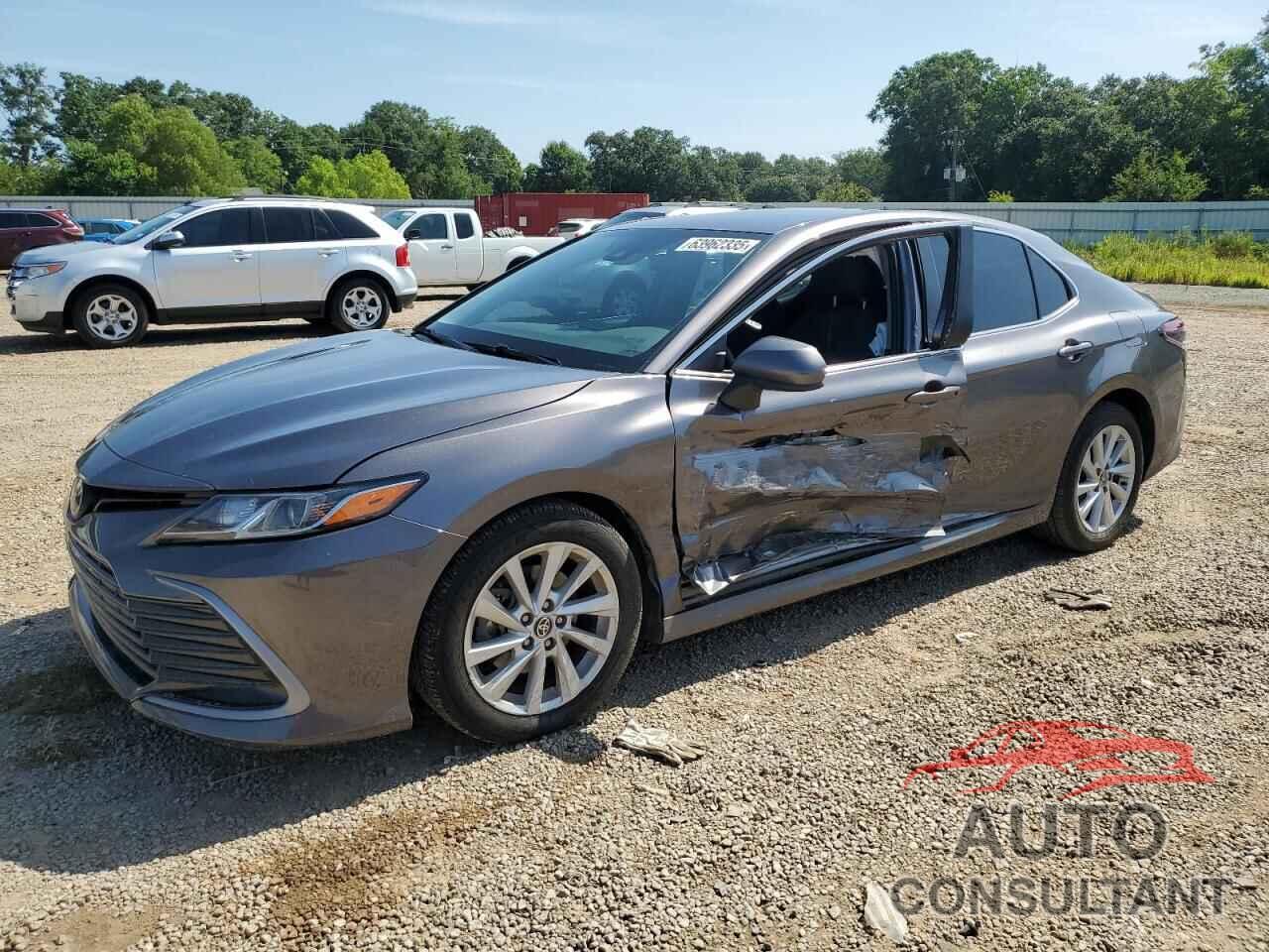 TOYOTA CAMRY 2022 - 4T1C11AK1NU062079