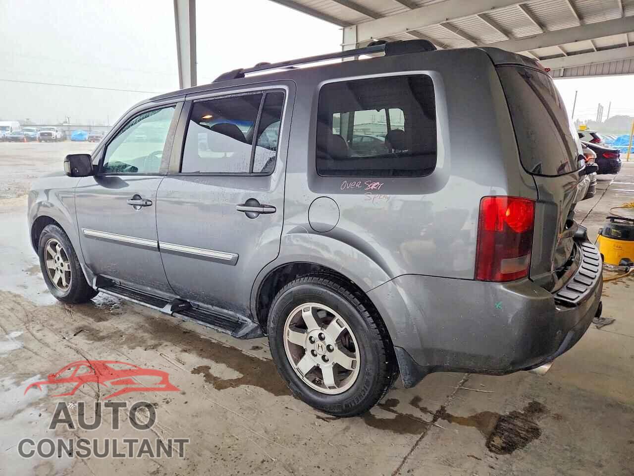 HONDA PILOT 2010 - 5FNYF4H94AB008326