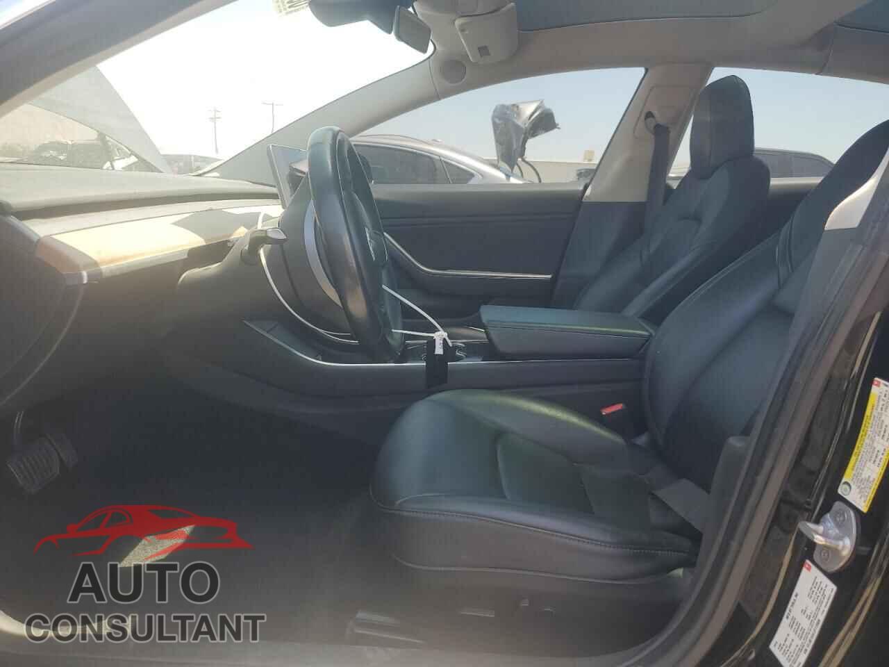 TESLA MODEL 3 2018 - 5YJ3E1EA7JF172809