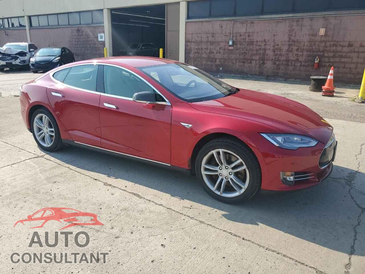 TESLA MODEL S 2013 - 5YJSA1CN9DFP20925