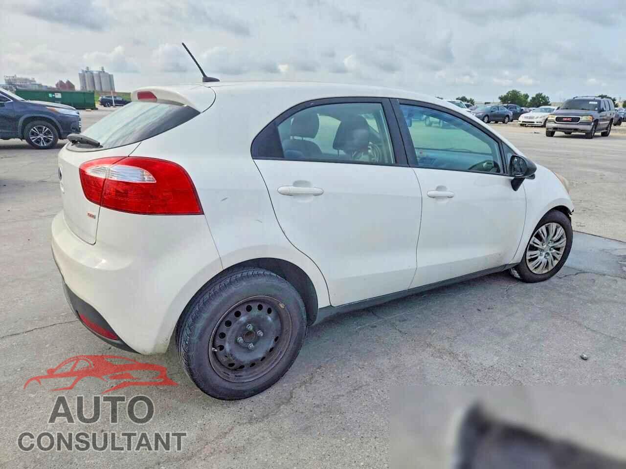 KIA RIO 2014 - KNADM5A32E6417312