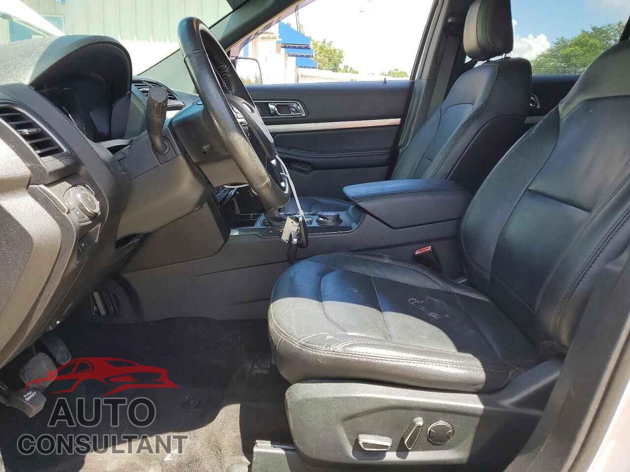 FORD EXPLORER 2018 - 1FM5K8D81JGB86201