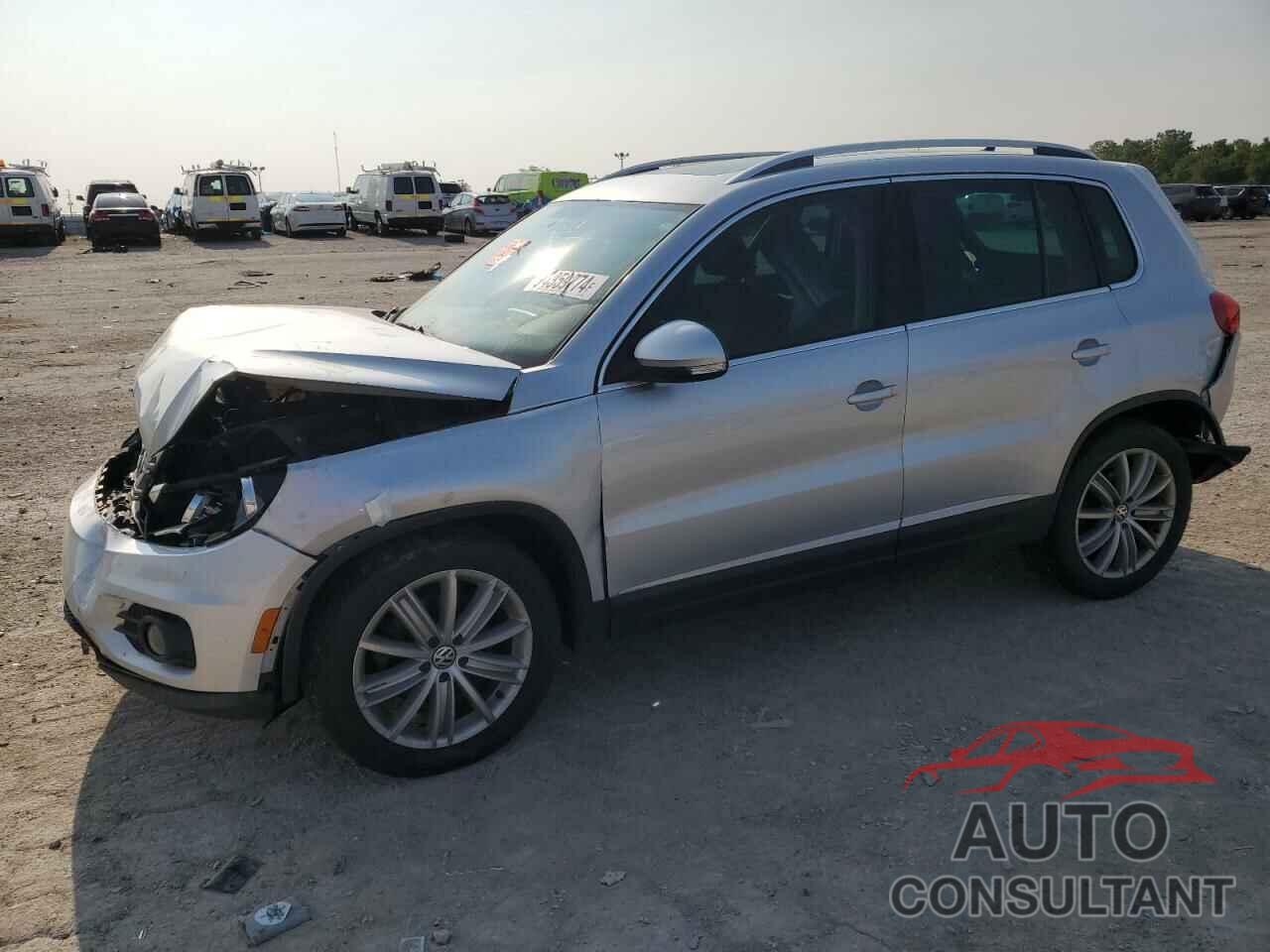 VOLKSWAGEN TIGUAN 2012 - WVGBV7AX3CW566956