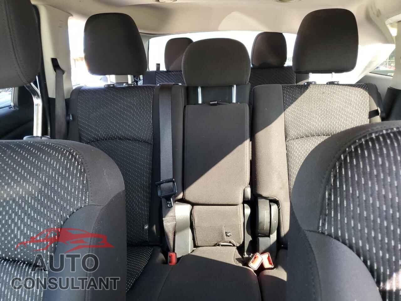 DODGE JOURNEY 2017 - 3C4PDCBB2HT582829