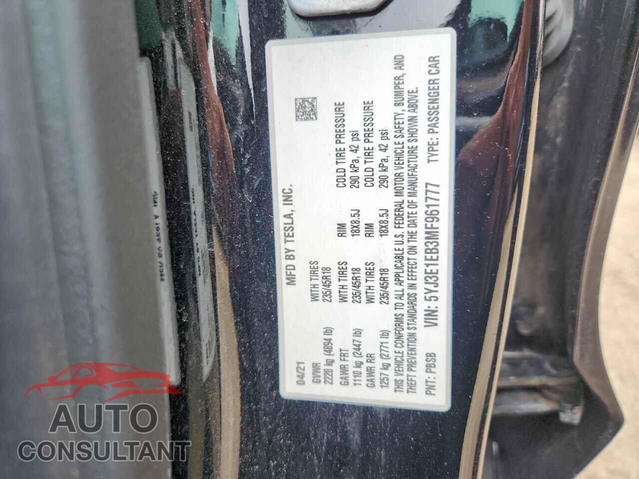 TESLA MODEL 3 2021 - 5YJ3E1EB3MF961777